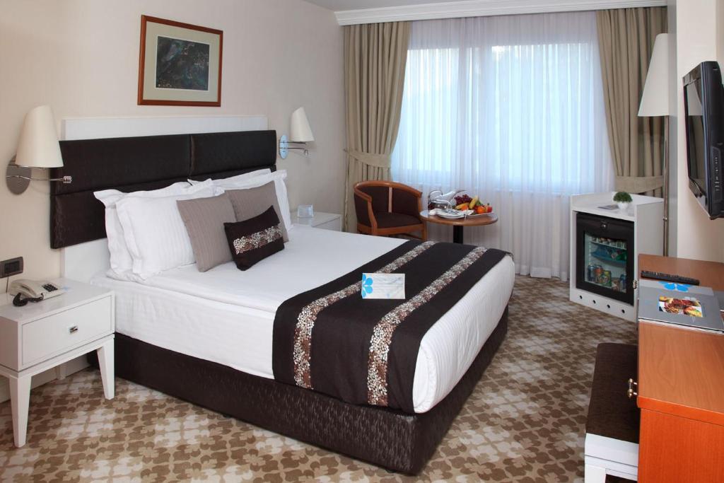 Jura Hotels Mavi Suermeli אדאנה מראה חיצוני תמונה